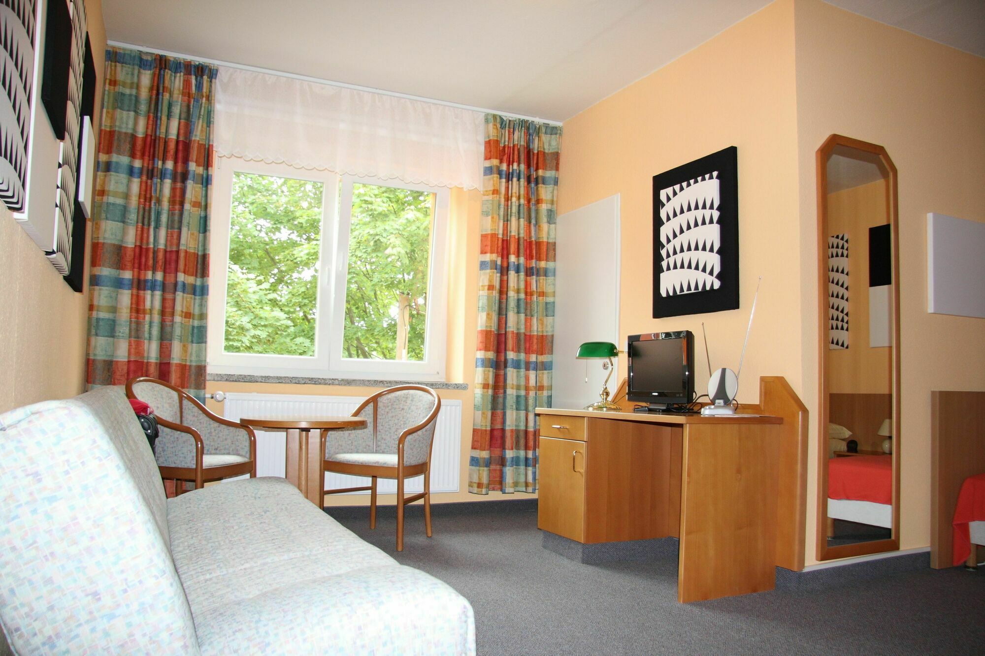 Pension Am Filmpark Potsdam Buitenkant foto